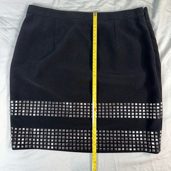 MICHAEL Michael Kors Studded Mini Skirt Size 6 - Picture 4 of 7